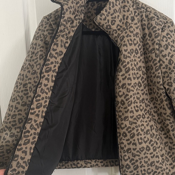 Leopard Print Jacket - Picture 6 of 6